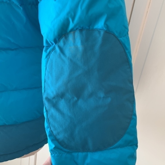 Marmot small turquoise down coat. - Picture 5 of 11